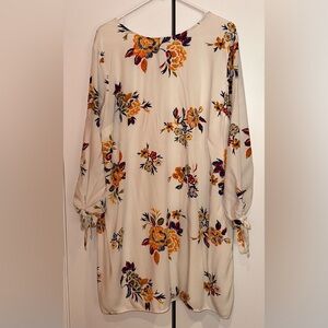 Old Navy Tie-Sleeve Floral Shift Dress. Size XXL